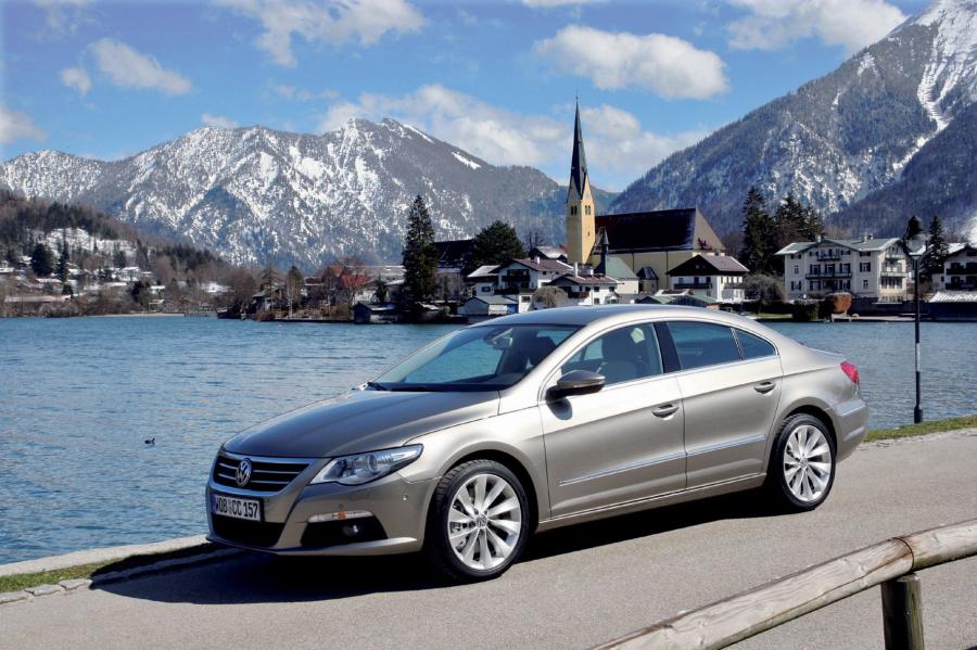  Volkswagen Passat CC 2008 года  (фото 9 из 121)